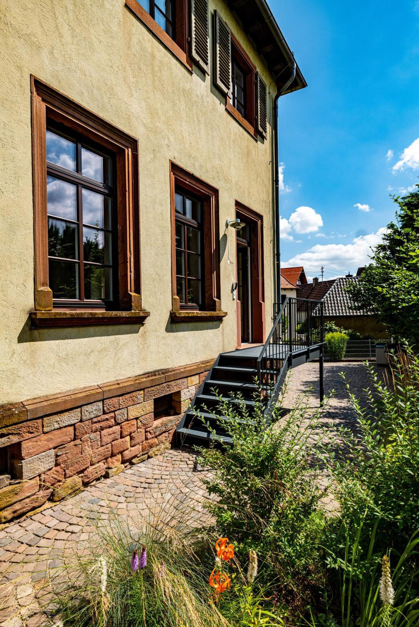 Grosse Pause Altes Schulhaus Schweigen Apartment Екстериор снимка
